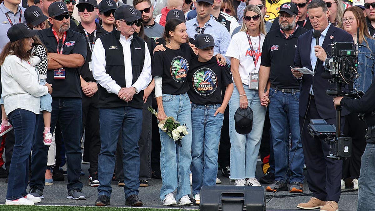 NASCAR World Honors Kyle Busch at Coca-Cola 600