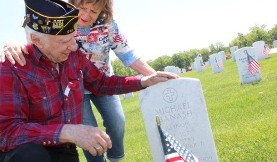 Fort Sheridan National Cemetery Memorial Day Ceremony