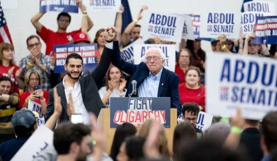 Progressives Push Influence in Competitive Districts