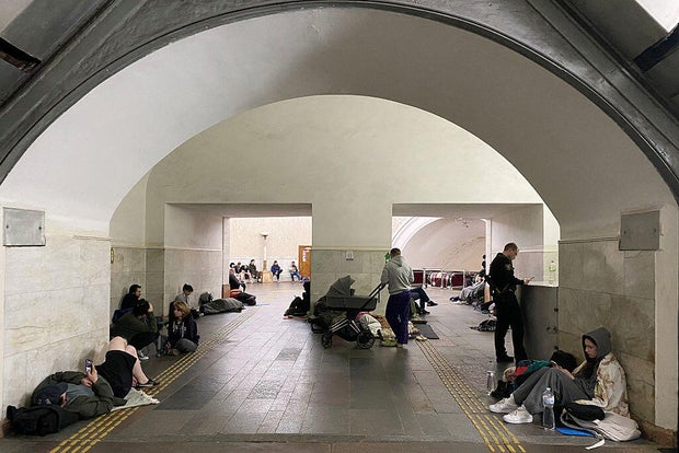Kyiv Hit by Ballistic Missile Attack Amid Rising Tensions