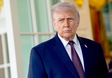 Trump Holds Rare Cabinet Meeting at Camp David Amid Critical Iran Talks