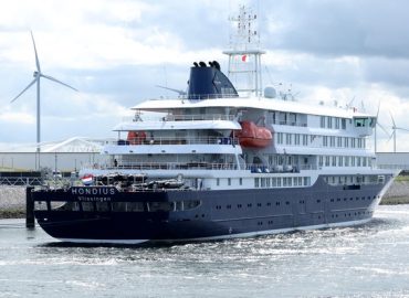 Cruise Ship MV Hondius Docked for Disinfection After Hantavirus Outbreak