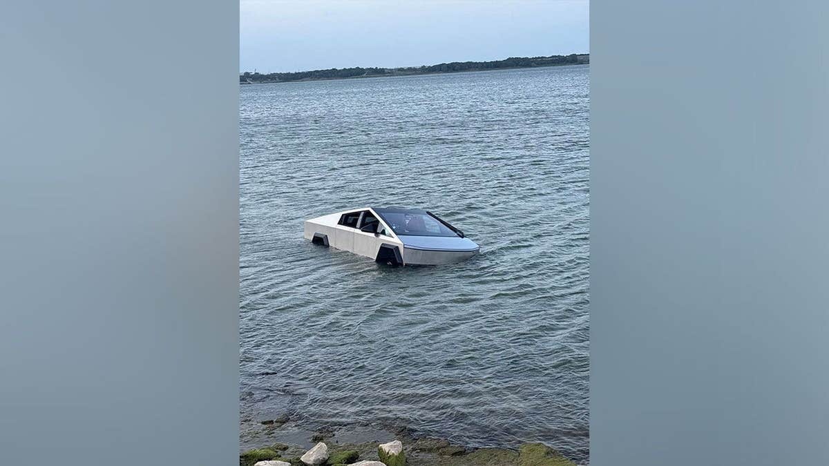 Texas Driver Arrested for Testing Tesla Cybertruck’s ‘Wade Mode’ in Lake