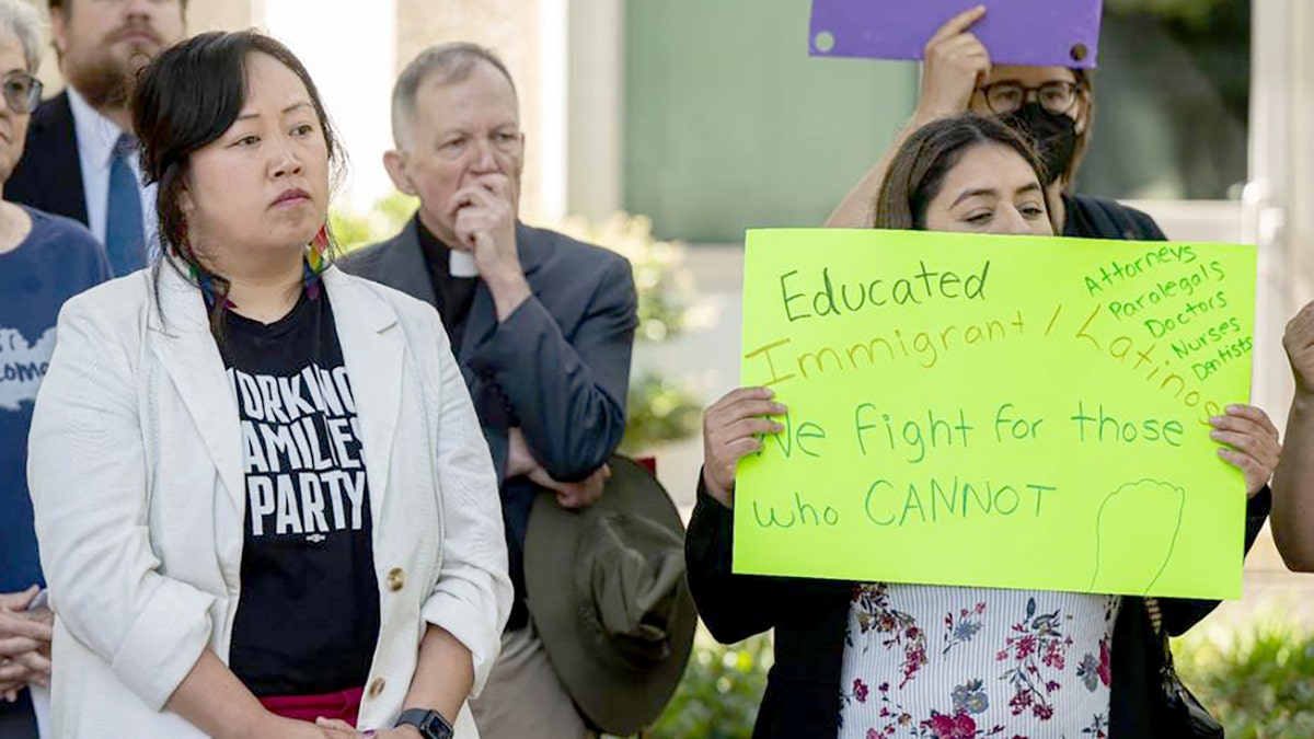 Sacramento Candidate Faces Backlash Over Pledge of Allegiance