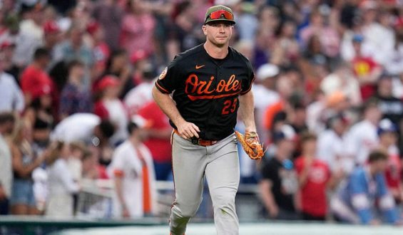 Pete Alonso’s Costly Error and Redemption Against Tigers