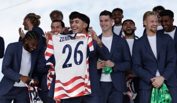 New Zealand Defender Gains Sudden Social Media Fame