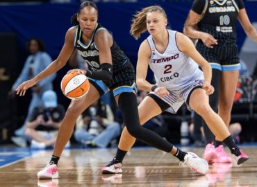 Azurá Stevens’ Determined Return to Chicago Sky After Injury