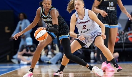 Azurá Stevens’ Determined Return to Chicago Sky After Injury
