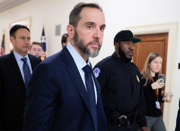 Ex-Justice Department Prosecutor Faces Charges Over Alleged Emailing of Confidential Records
