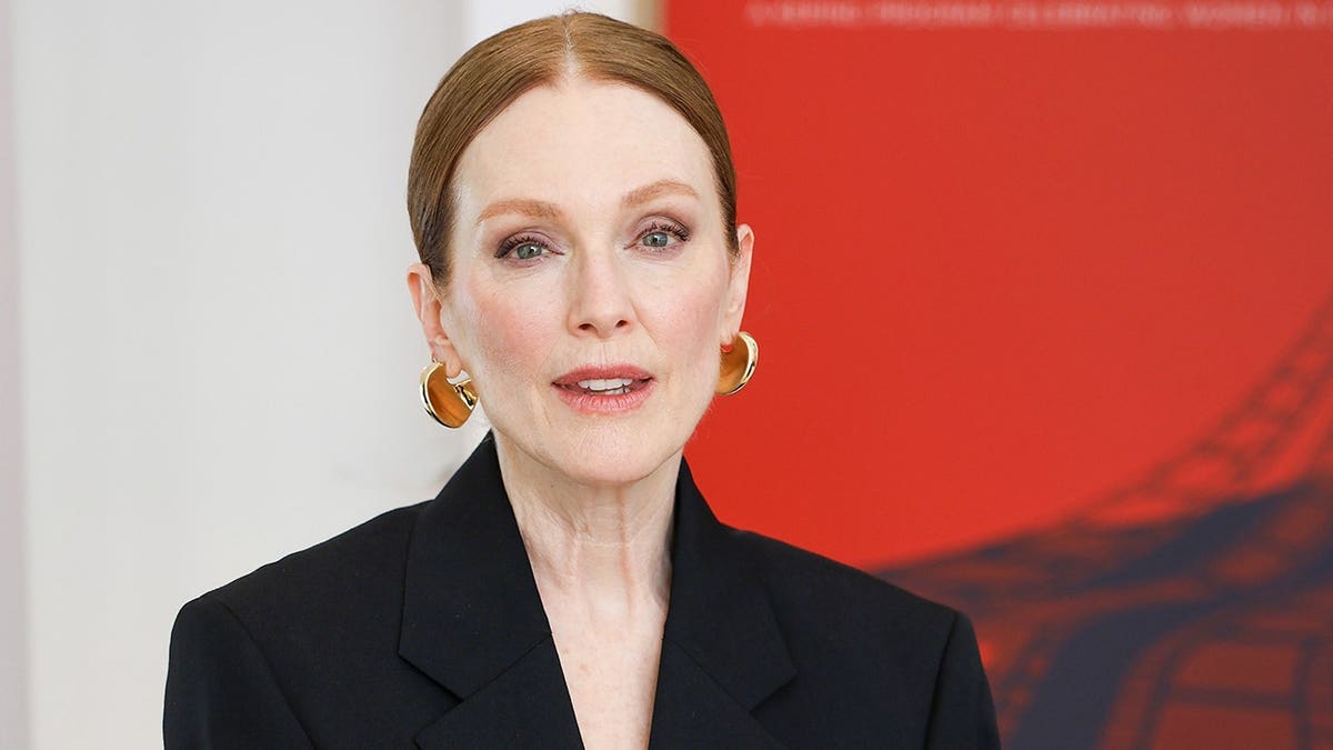 Julianne Moore Sparks Debate Over Movie Preferences