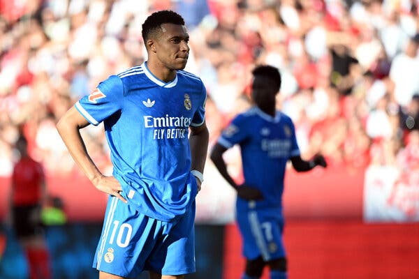 Kylian Mbappé’s Warning About France’s Political Landscape