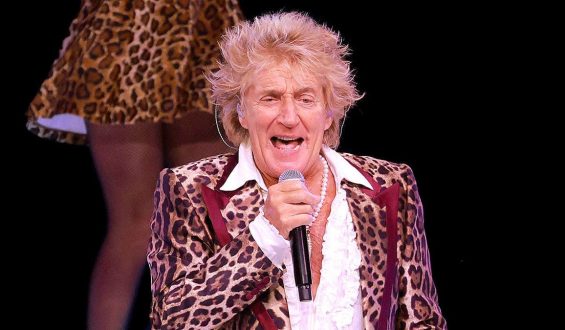 Rod Stewart Cancels Las Vegas Shows Due to Health Issues