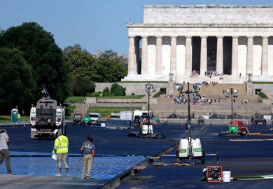 Debate Over Lincoln Memorial Reflecting Pool Renovation Costs