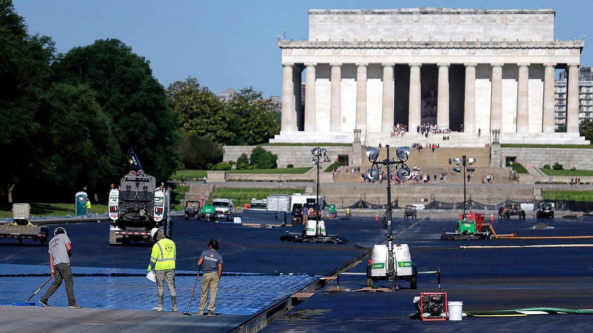 Debate Over Lincoln Memorial Reflecting Pool Renovation Costs