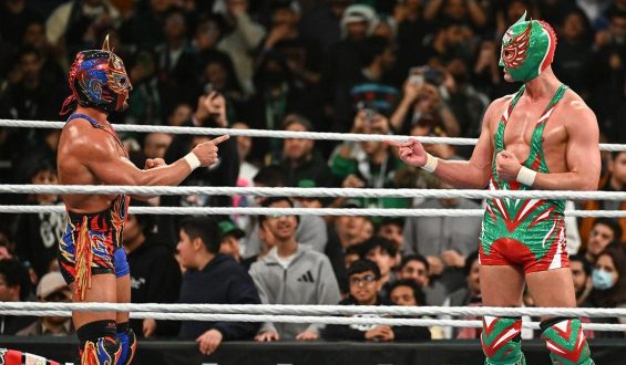 El Grande Americano Triumphs in Lucha Libre Showdown