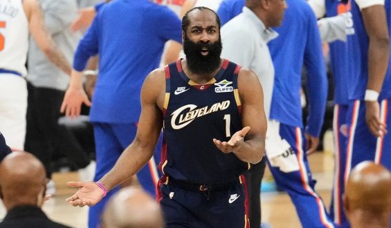 Cavaliers’ Struggles Highlighted After Knicks Sweep