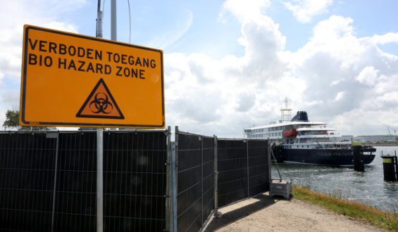 Cruise Ship Reaches Netherlands Amid Hantavirus Concerns