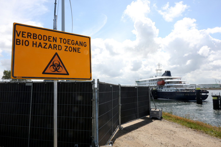 Cruise Ship Reaches Netherlands Amid Hantavirus Concerns