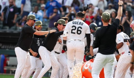 White Sox Secure Dramatic Victory in City Series Finale Against Cubs