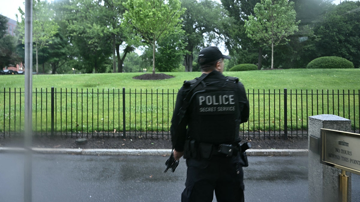 White House Lockdown After Reported Gunshots