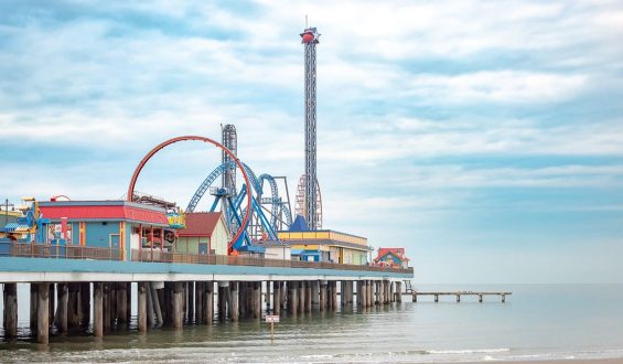 Texas Teen Suffers Shark Bite Off Galveston’s Coast