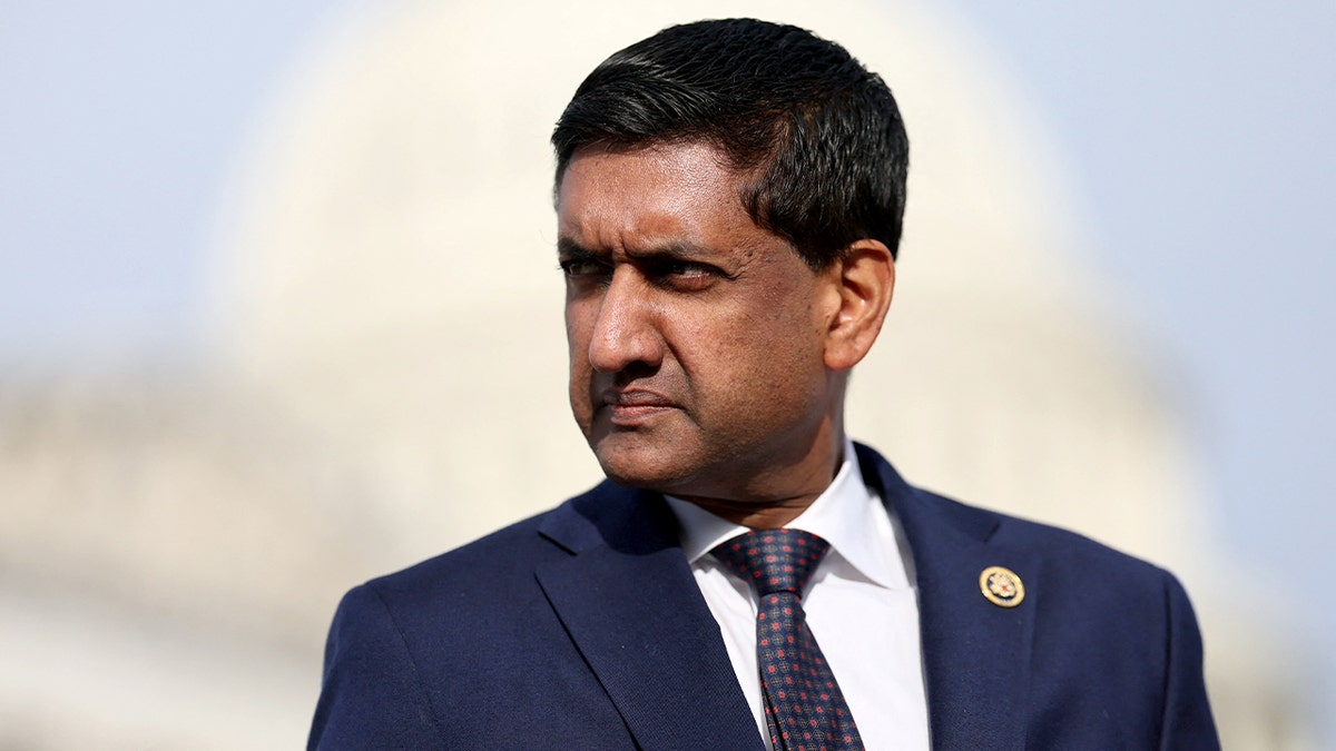 Rep. Ro Khanna Urges Democrats to Focus on Working-Class Concerns