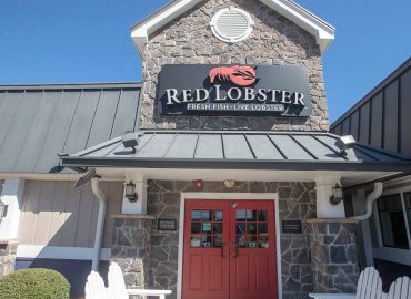 Historic Red Lobster Restaurant to Close After Over 50 Years