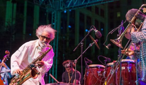 A Detailed Dive into Sonny Rollins’s Jazz Legacy