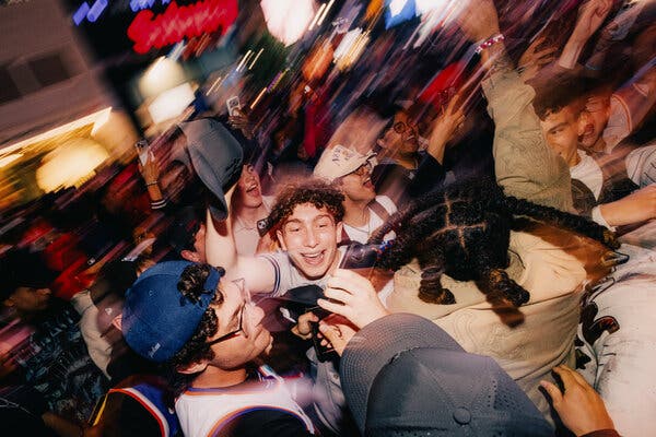Police and Fans React to Knicks Celebrations Outside Madison Square Garden