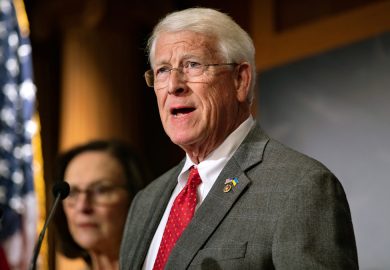 Senate Republican Pushes Trump to Maintain Military Stance On Iran