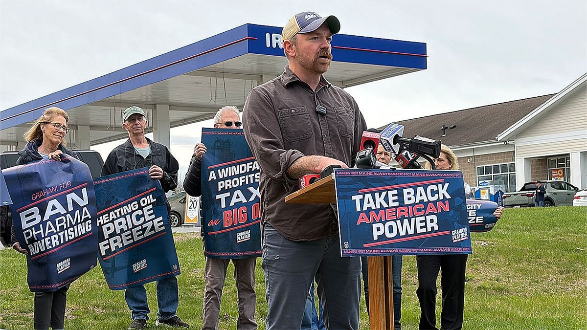 Veterans Criticize Senate Candidate for Offensive Remarks on Soldiers
