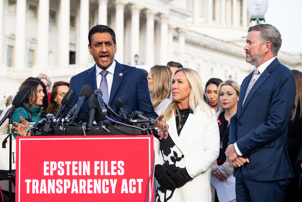 Massie’s Commitment to Naming Figures in Epstein Files