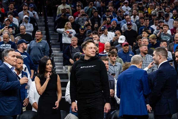 Elon Musk’s Influence and SpaceX’s Unusual Governance