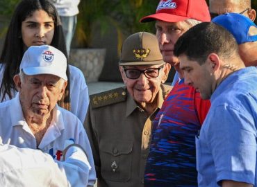 Cuban Officials Rally Around Raúl Castro Amid Indictment