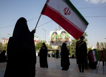 Political Conflict in Iran Over US Negotiations