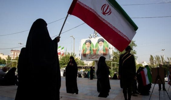 Political Conflict in Iran Over US Negotiations