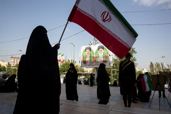 Political Conflict in Iran Over US Negotiations