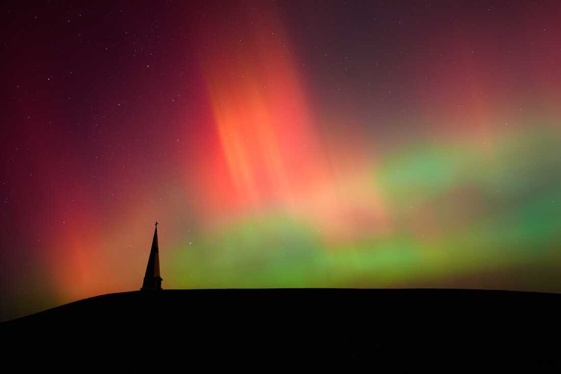 Northern Lights Illuminate Night Skies in North America