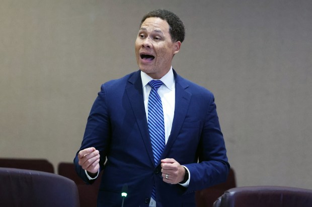 Chicago City Council Moves to Ban Police with Extremist Ties