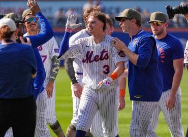 Mets Clinch Dramatic Win Over Yankees in Subway Series