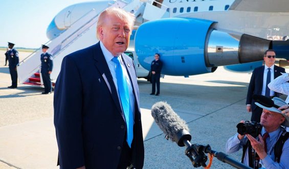 Trump’s Influence Over GOP Primaries Shows Strength, But Risks Loom in Midterms