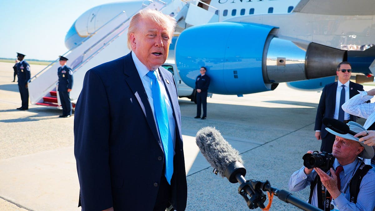 Trump’s Influence Over GOP Primaries Shows Strength, But Risks Loom in Midterms