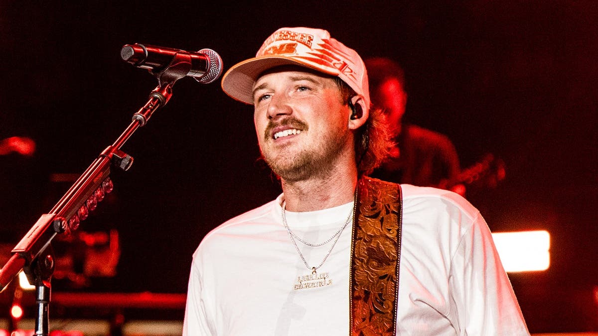 Morgan Wallen’s On-Stage Frustrations and Collaborations Spark Reactions