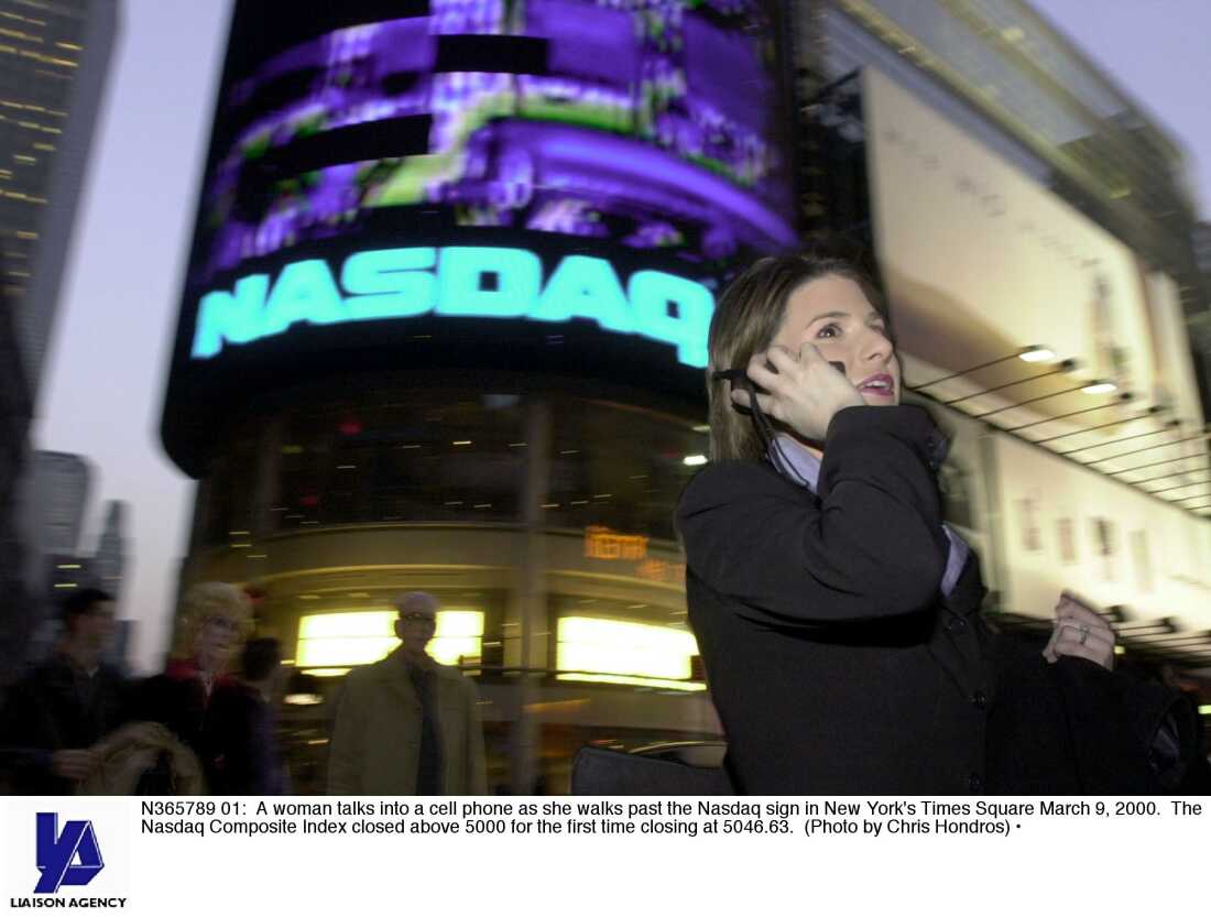 Nasdaq Experiences Volatility Amid Tech Stocks Sell-Off