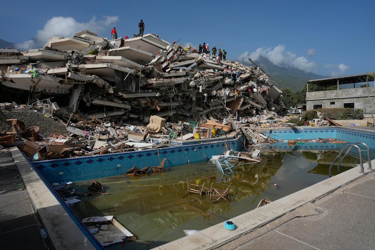 Dodgers Player Miguel Rojas Reflects on Venezuela Earthquakes