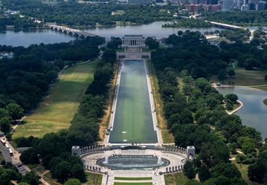 Vandalism at Lincoln Memorial: Arrests and Repairs