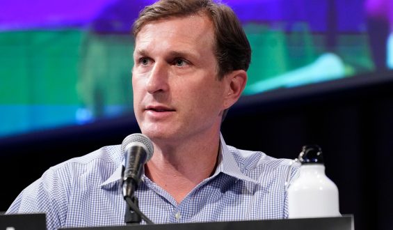 Backlash Over Coffee Shop’s Refusal to Serve Pro-Israel Congressman