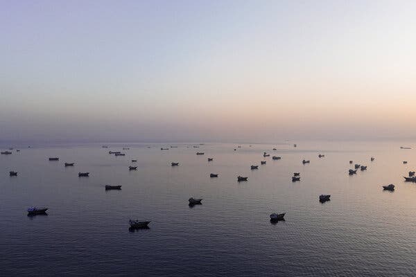 U.S. Army Apache Helicopter Incident Near Strait of Hormuz