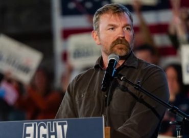 Sanders and Others Defend Graham Platner Amid Controversy