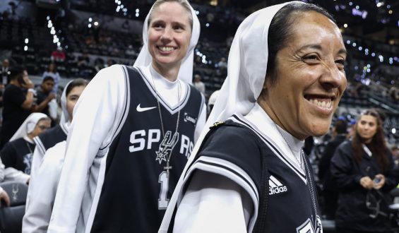 Game 2: Spurs vs. Knicks – Key Highlights and Strategies